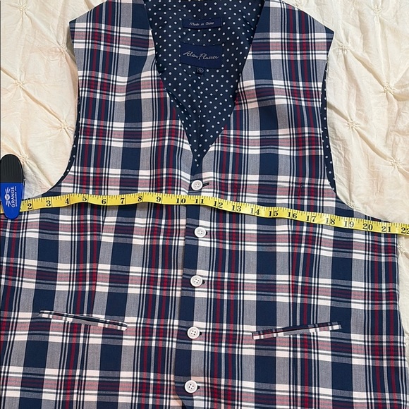 Alan Flusser Plaid Button-Up Vest - large. - Picture 12 of 13